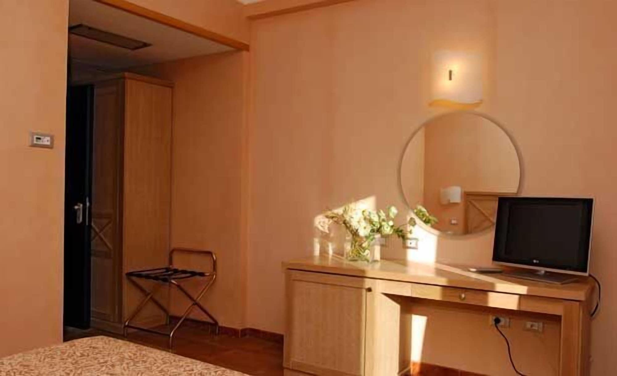 Mahara Hotel&Wellness Mazara del Vallo Bagian luar foto