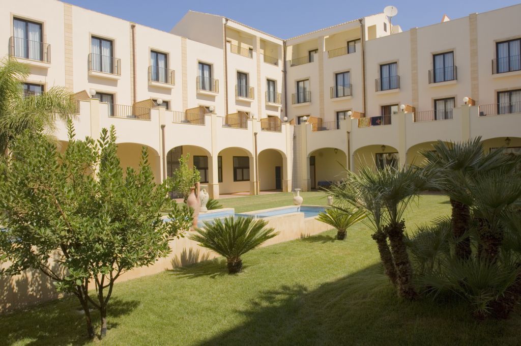 Mahara Hotel&Wellness Mazara del Vallo Bagian luar foto
