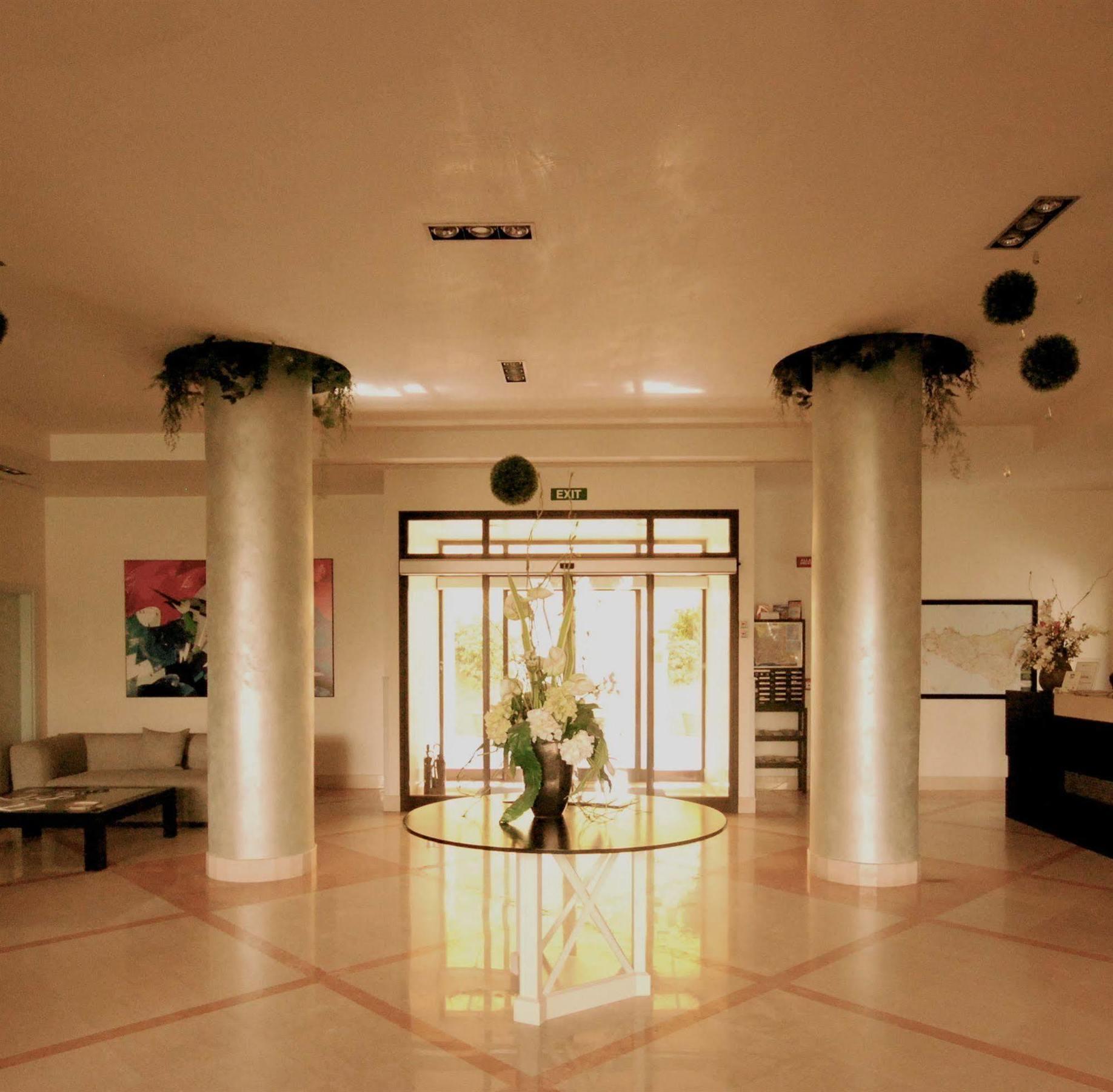 Mahara Hotel&Wellness Mazara del Vallo Bagian luar foto